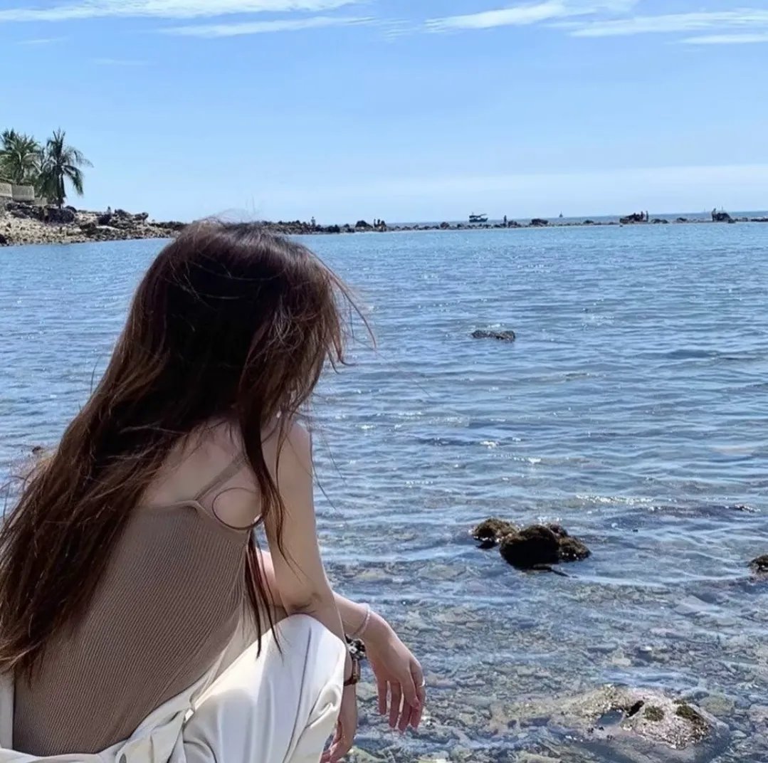 奇袭地道战海报